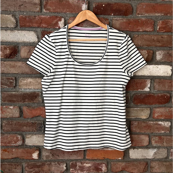 Boden Tops - Boden - Navy & Ivory Stripe Scoop Neck Cotton Tshirt - Large